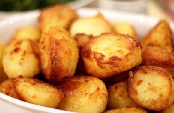 Recipe to make the crispiest roast potatoes